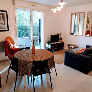  Appartement Petit Chemin Des Flouries France