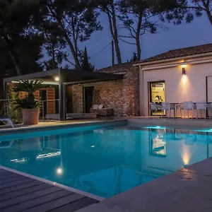  Séjour chez l'habitant Magnifique Maison D'hôte Contemporaine - France